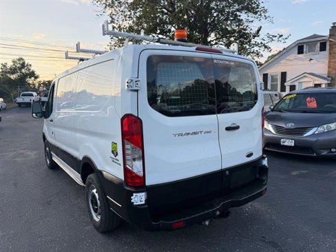 Used 2016 Ford Transit 250 130 Low Roof image 2