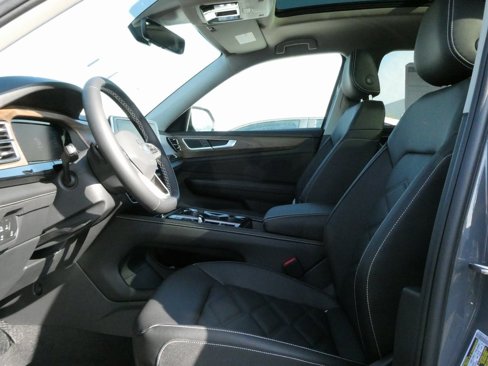New 2026 Volkswagen Atlas SE image 29