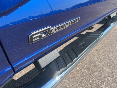 New 2026 Ford F250 4x4 Crew Cab Super Duty image 10