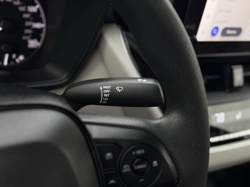 Certified 2025 Toyota Corolla LE image 25