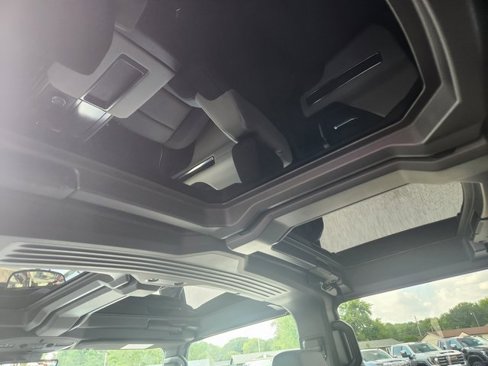 New 2026 GMC Hummer EV SUV image 13