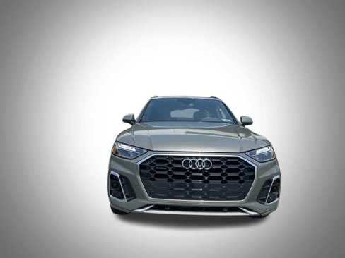 Used 2023 Audi Q5 2.0T Premium w/ Convenience Package image 7