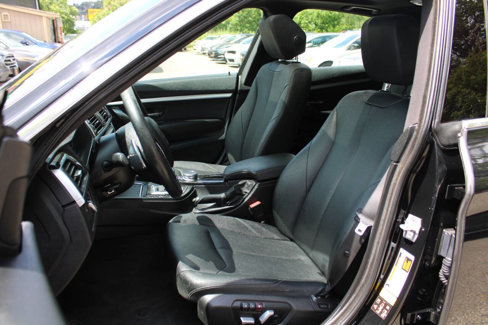 Used 2018 BMW 330i Gran Turismo xDrive image 25