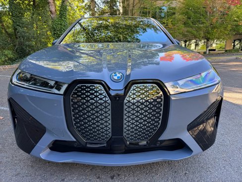Used 2023 BMW iX M60 w/ Executive Package image 2