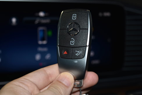 New 2026 Mercedes-Benz GLS 450 4MATIC image 15