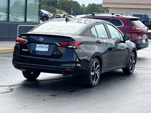 New 2025 Nissan Versa SR image 3