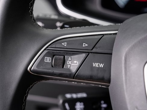 Certified 2025 Audi Q7 3.0T Prestige image 12