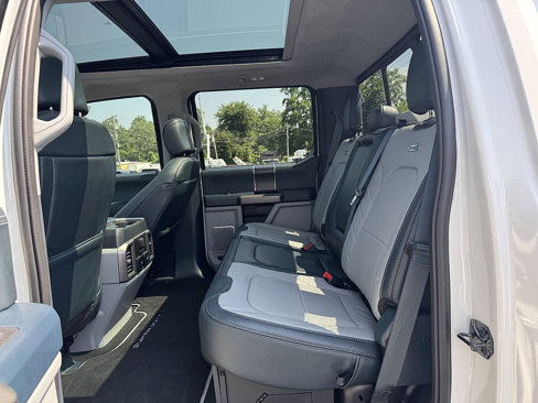 Used 2022 Ford F350 Limited image 10