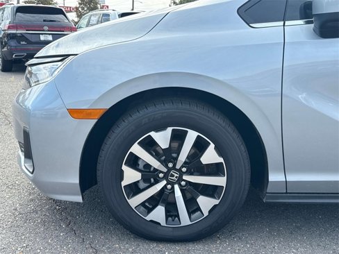Used 2025 Honda Odyssey EX-L image 5