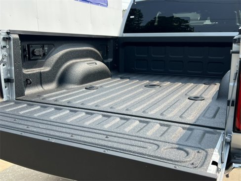 New 2026 RAM 2500 Tradesman w/ Chrome Appearance Group image 9