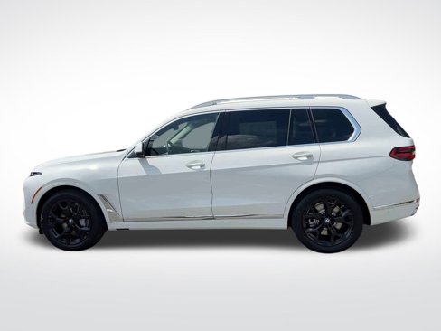 New 2026 BMW X7 xDrive40i w/ Premium Package image 5