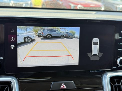 Certified 2022 Kia Sorento SX image 17