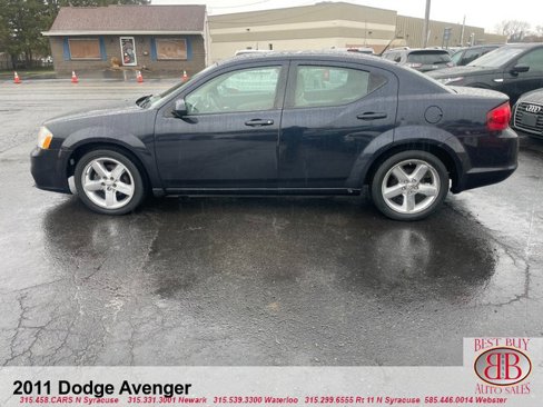 Used 2011 Dodge Avenger Lux image 6
