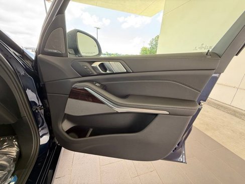 Used 2026 BMW X7 xDrive40i image 34