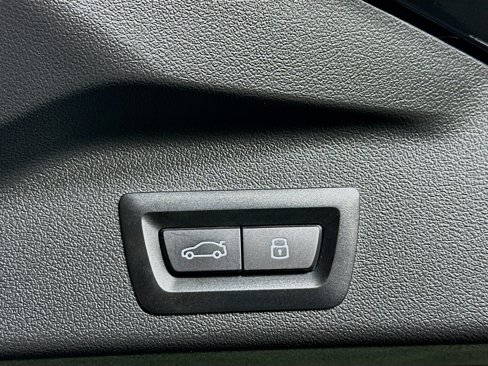 Used 2024 BMW X5 xDrive40i image 30