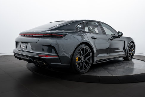 Certified 2025 Porsche Panamera Turbo image 7