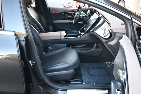 Used 2023 Mercedes-Benz EQS 450+ Sedan image 46
