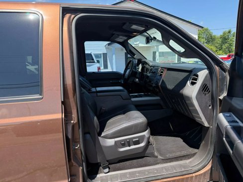 Used 2011 Ford F350 Lariat w/ Lariat Interior Pkg image 29