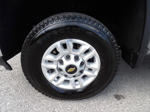 Used 2025 Chevrolet Silverado 2500 W/T image 47