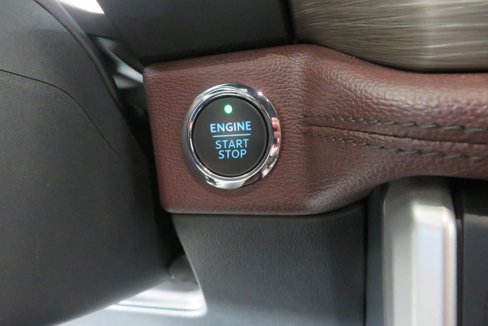 Used 2024 Ford Expedition Limited image 17