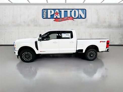 New 2025 Ford F250 Platinum image 4