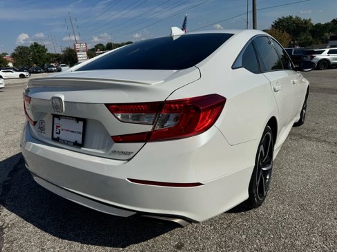 Used 2020 Honda Accord Sport image 3