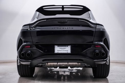 New 2025 Aston Martin DBX 707 image 8