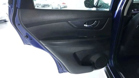 Used 2020 Nissan Rogue SV image 22