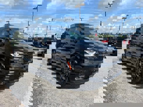 New 2025 Chrysler Pacifica Limited image 5