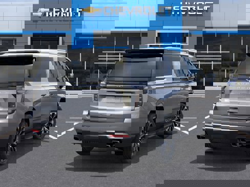 New 2026 Chevrolet Suburban High Country image 4
