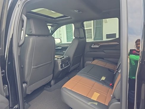 New 2026 Chevrolet Silverado 1500 High Country w/ Technology Package image 17