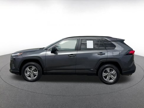Used 2025 Toyota RAV4 LE image 9