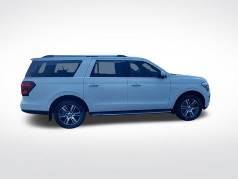 Used 2022 Ford Expedition Max Limited image 8