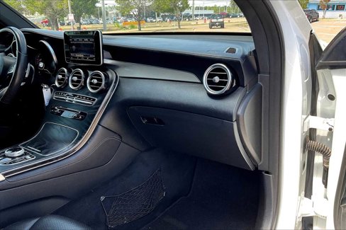 Used 2019 Mercedes-Benz GLC 300 4MATIC Coupe image 23