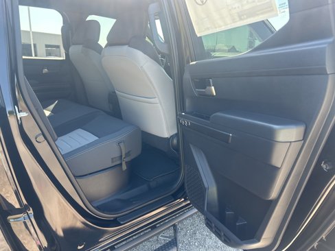 New 2025 Toyota Tacoma TRD Off-Road image 22