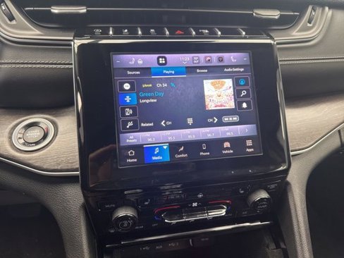 Used 2022 Jeep Grand Cherokee L Limited image 20
