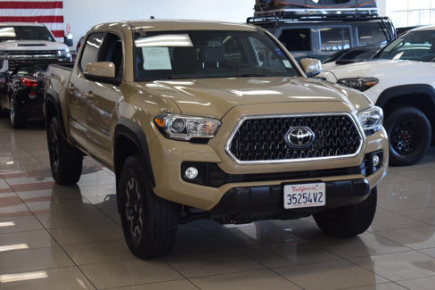 Used 2019 Toyota Tacoma TRD Off-Road w/ Technology Package image 2