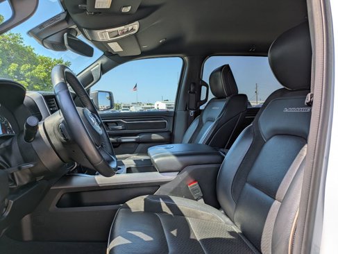 Used 2024 RAM 1500 Laramie image 15