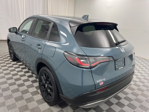 Used 2023 Honda HR-V Sport image 6