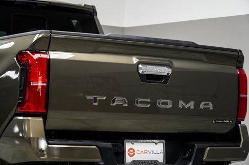Used 2025 Toyota Tacoma Limited image 13