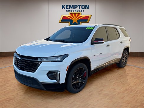 Used 2023 Chevrolet Traverse Premier w/ Redline Edition image 2