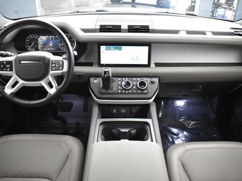 Used 2023 Land Rover Defender 110 X-Dynamic SE image 20