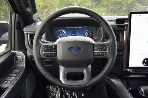 New 2025 Ford F150 Lightning Lariat image 8