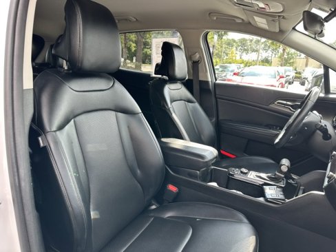 Used 2023 Kia Sportage EX image 27