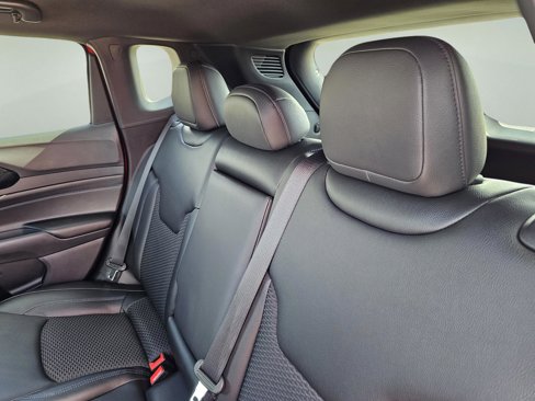 New 2026 Jeep Compass Latitude w/ Mopar All Weather Package image 31