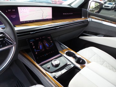 Used 2025 Cadillac Escalade Sport Platinum image 37