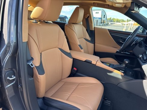 New 2025 Lexus ES 350 Luxury w/ Accessory Package (Z2) image 23