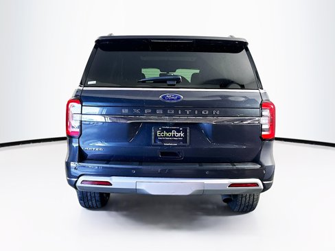 Used 2024 Ford Expedition Limited image 7