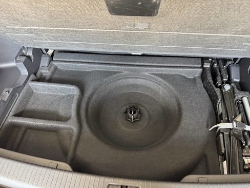 Used 2024 Volkswagen Atlas SE image 44