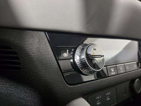 New 2025 Mitsubishi Outlander SE image 26